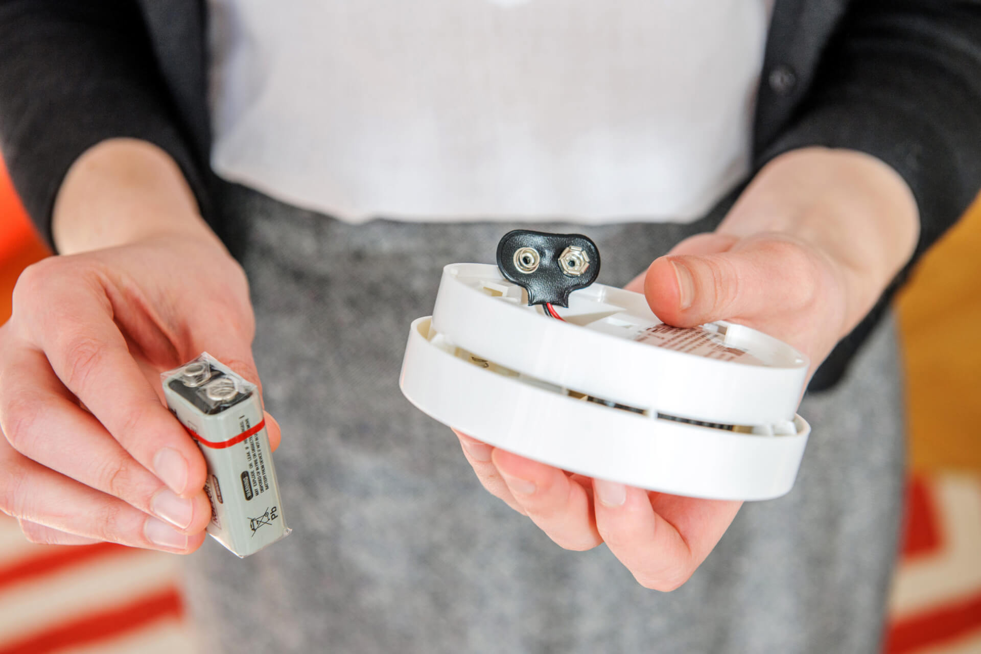 What to consider when replacing hard-wired smoke detectors - The Washington  Post